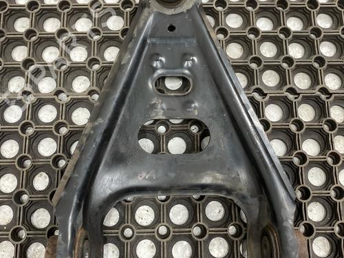 Used Right front suspension arm SMART FORTWO Coupe (451) 1.0 (451.331, 451.380) (71 hp) 29036979
