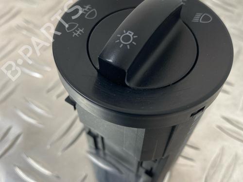 Headlight switch VW POLO IV (9N_, 9A_) 1.2 12V | BP29037871I24 