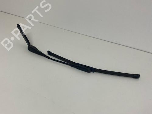 Used Front windshield wiper arm BMW 1 Convertible (E88) 118 i (143 hp) 29037186