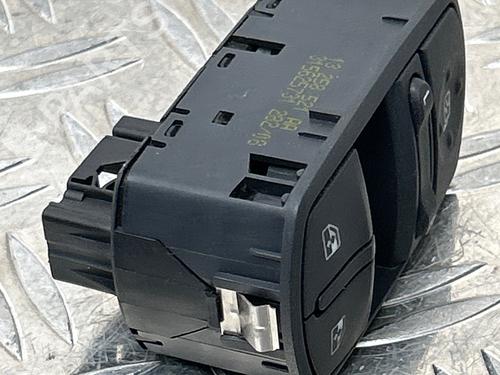 Left front window switch OPEL CORSA D (S07) 1.2 (L08, L68) | BP40187159I27 - Image 3