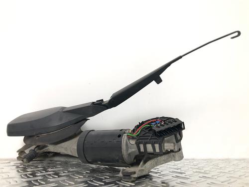 Used Front wiper motor MERCEDES-BENZ E-CLASS (W210) E 200 (210.035) (136 hp) 30317415