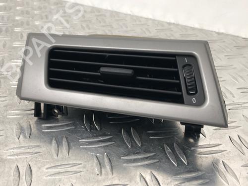 Used Air vent BMW 5 (E60) 520 i (170 hp) 29034770