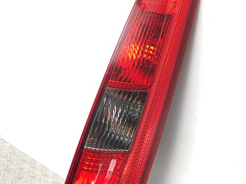 Used Right taillight FORD FIESTA V (JH_, JD_) 1.25 16V (75 hp) 29033617