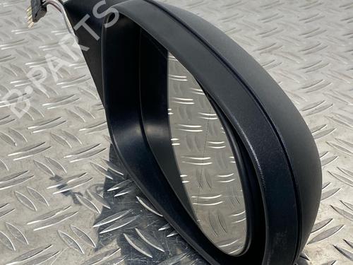 Retrovisore destro MERCEDES-BENZ A-CLASS (W168) A 140 (168.031, 168.131) (82 hp) 31886550