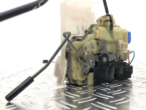 Front left lock VW TRANSPORTER T5 Bus (7HB, 7HJ, 7EB, 7EJ) 2.5 TDI | BP29632650C98 