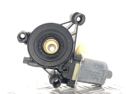 Vindusheismotor venstre foran VW TIGUAN (AD1, AX1) 1.4 TSI (150 hp) 29036456