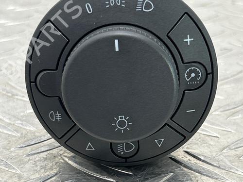 Forlygtekontakt Forlygtekontakt 39621110 39621110