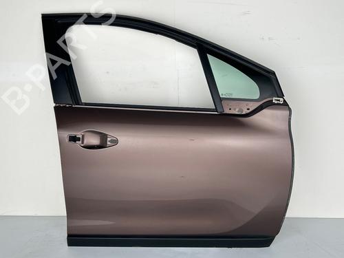 Used Right front door Right front door 37642291 37642291