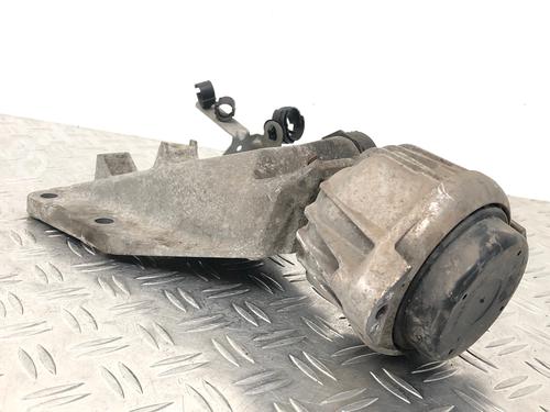 Used Engine mount BMW 3 Coupe (E92) 335 i (306 hp) 29033546