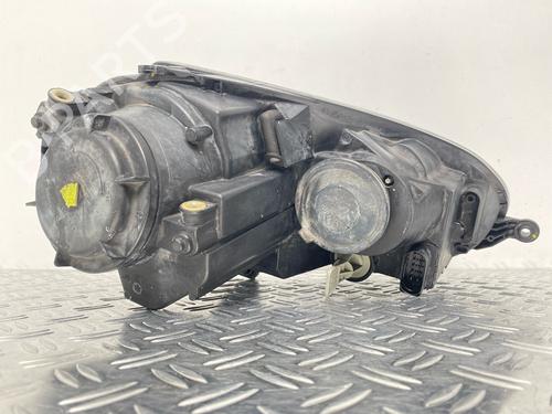Right headlight VW GOLF V (1K1) 1.9 TDI | BP29032748C29 