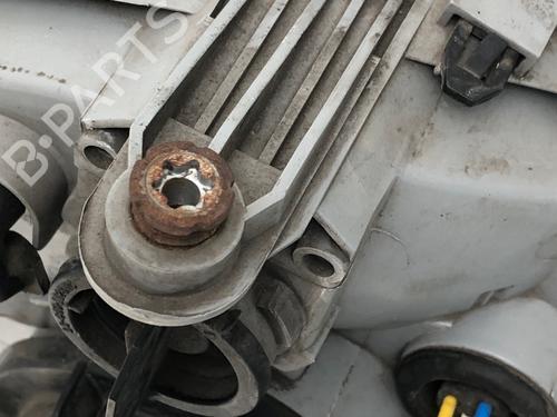 Left headlight MERCEDES-BENZ C-CLASS (W203) C 180 Kompressor (203.046) | BP29032674C28 