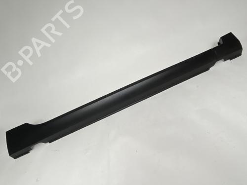 Used Right sideskirt Right sideskirt 38706155 38706155