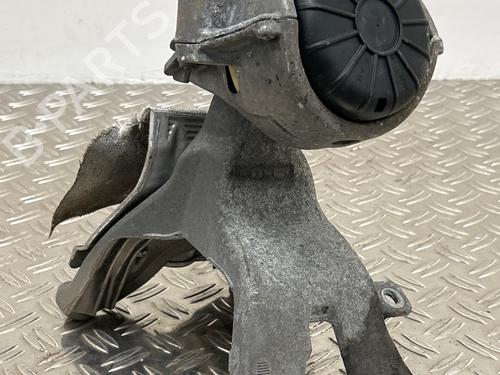 Support de moteur Support de moteur AUDI A5 (8T3) 2.0 TFSI (180 hp) 36088811 36088811