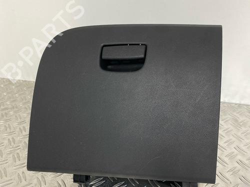 Used Glove box MAZDA 2 (DE_, DH_) 1.3 MZR (DE3FS) (84 hp) 29030601