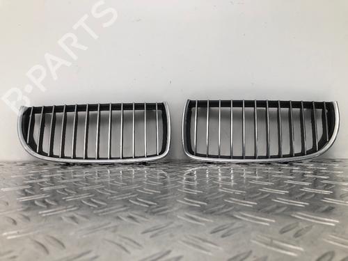 Used Grille BMW 3 Touring (E91) 320 d (150 hp) 29032496