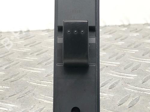 Used Right front window switch MAZDA 3 (BK) 2.0 (BKEP) (150 hp) 29034989