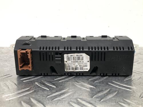 Display monitor PEUGEOT EXPERT Van (VF3A_, VF3U_, VF3X_) 2.0 HDi 130 | BP29030512C48