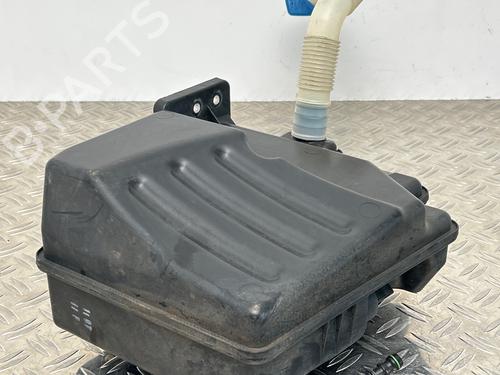 windscreen-washer-tank-vw-golf-vi-5k1-2008-2009-2010-2011-2012-2013-2014-37797252 main image