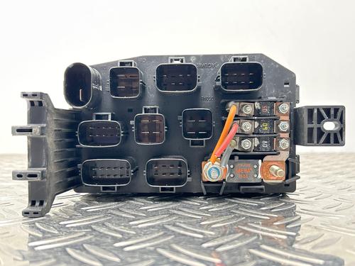 Used Fuse box Fuse box 37491201 37491201