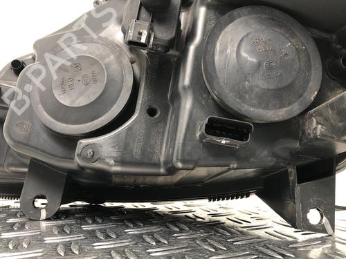 Right headlight RENAULT SCÉNIC II (JM0/1_) 1.6 | BP29035844C29 