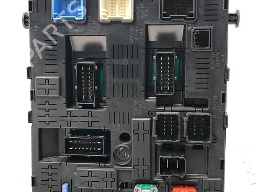 Fuse box PEUGEOT 308 I (4A_, 4C_) 1.6 HDi | BP29036934E1 