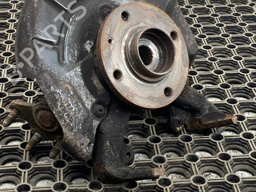 Used Right front steering knuckle VW UP! (121, 122, BL1, BL2, BL3, 123) 1.0 (60 hp) 29034171