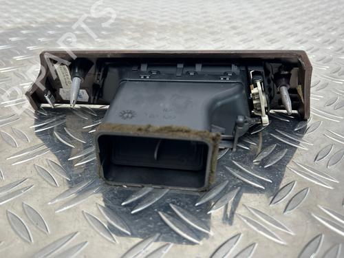 Air vent BMW 3 (E90) 318 i | BP33121268I21  - Image 6