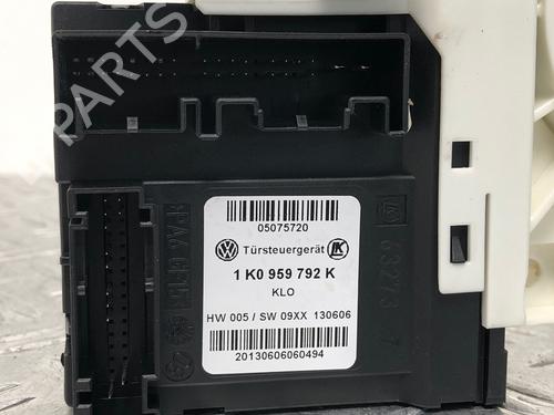 Right front window motor VW GOLF V (1K1) 1.9 TDI | BP29037837E20