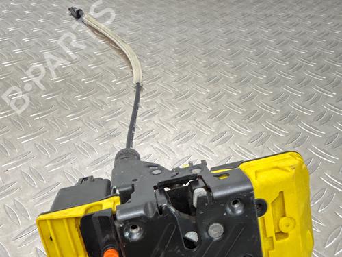 Cerradura puerta trasera derecha Cerradura puerta trasera derecha VOLVO XC90 I (275) T6 AWD (272 hp) 34009740 34009740