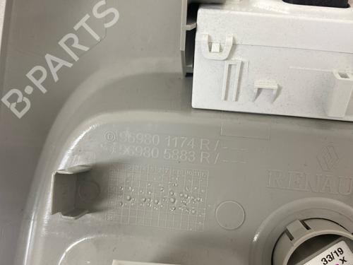 Interior roof light RENAULT CLIO IV Grandtour (KH_) 0.9 TCe 75 (KHNP) | BP29034661I8 