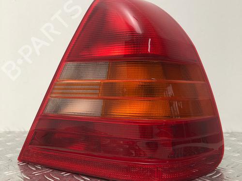 Used Right taillight MERCEDES-BENZ C-CLASS (W202) C 230 (202.023) (150 hp) 29032396