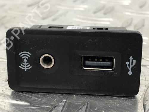 Used Electronic module VW GOLF VII (5G1, BQ1, BE1, BE2) 1.2 TSI (86 hp) 29035957