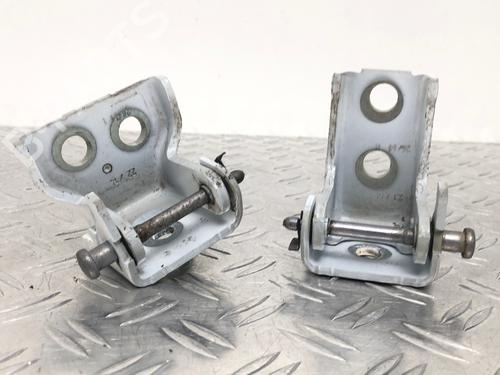 Used Hinge/Door check strap PEUGEOT EXPERT Van (VF3A_, VF3U_, VF3X_) 2.0 HDi 130 (128 hp) 29034679