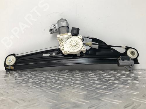Rudehejsemotor bagstkærm venstre BMW 5 (E60) 525 d (177 hp) 29034463