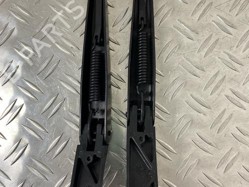 Front windshield wiper arm VW UP! (121, 122, BL1, BL2, BL3, 123) 1.0 | BP29033070C143 