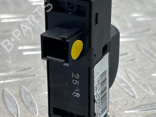 Left rear window switch JAGUAR X-TYPE I (X400) 2.2 D | BP37491216I29 - Image 3