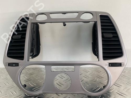 Used Middle console HYUNDAI i20 I (PB, PBT) 1.2 (78 hp) 29036812