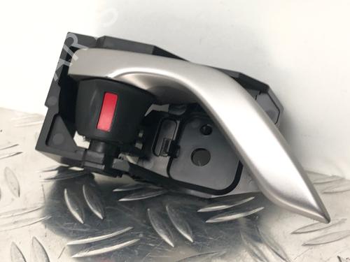 Used Rear right exterior door handle MAZDA 3 (BM, BN) 2.0 (120 hp) 29033668