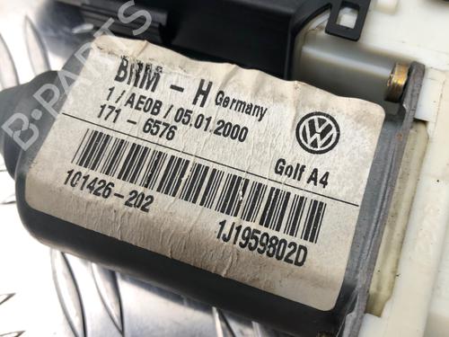 Right front window motor VW GOLF IV Variant (1J5) 1.6 | BP29034652E20