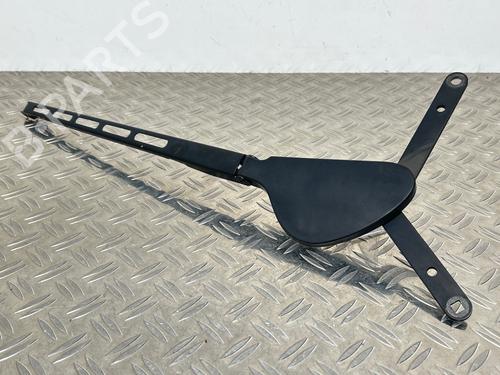 Used Front windshield wiper arm Front windshield wiper arm 38537519 38537519