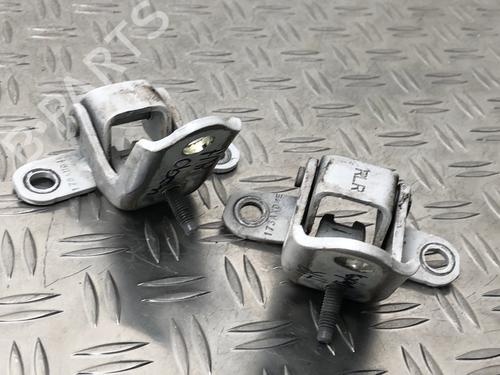 Hinge/Door check strap FORD FIESTA VI (CB1, CCN) 1.25 | BP29036249C146 