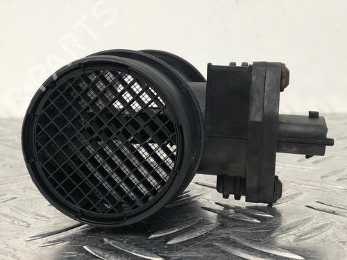 Used Mass air flow sensor OPEL CORSA C (X01) 1.0 (F08, F68) (60 hp) 29037823