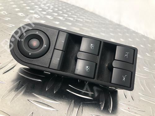 Fensterheberschalter links vorne OPEL TIGRA TwinTop (X04) 1.8 (R97) | BP29590400I27 