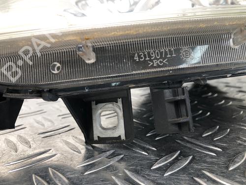 Left headlight FIAT DUCATO Van (250_) 120 Multijet 2,3 D 4x4 | BP29031598C28 