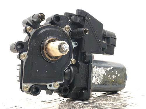 Used Left front window motor AUDI A8 D2 (4D2, 4D8) S8 quattro (340 hp) 31311074