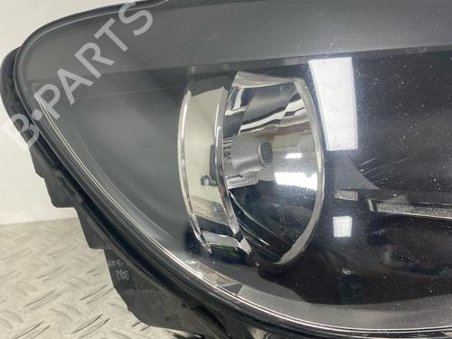 Right headlight VW TOURAN (1T3) 1.2 TSI | BP29031273C29 
