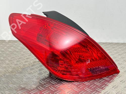 Used Left taillight PEUGEOT 308 I (4A_, 4C_) 1.4 16V (98 hp) 33200216