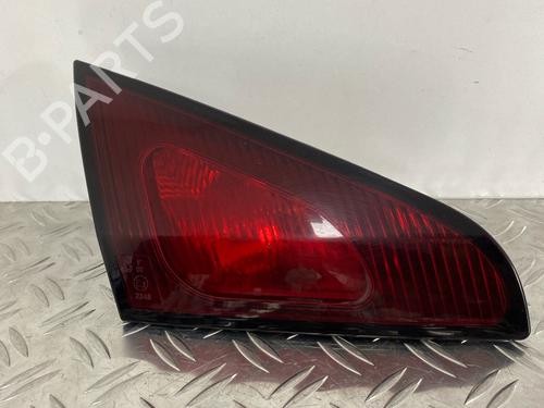 Achterlicht kofferdeksel achterklep links MITSUBISHI COLT VI (Z3_A, Z2_A) 1.1 (Z31A, Z32A) (75 hp) 29034915