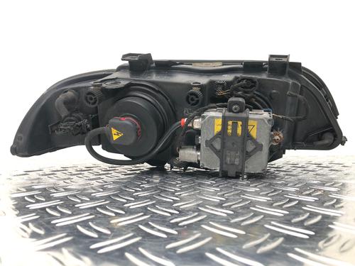 Left headlight BMW 5 (E39) 520 i | BP29037017C28 
