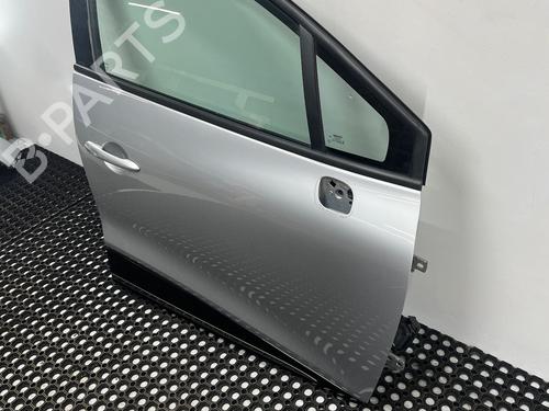 Right front door RENAULT CLIO IV Grandtour (KH_) 0.9 TCe 75 (KHNP) | BP29036446C3 